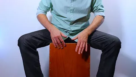 如何演奏卡洪鼓：中级水平 | How To Play The Cajon Intermediate Level-幻仿编程